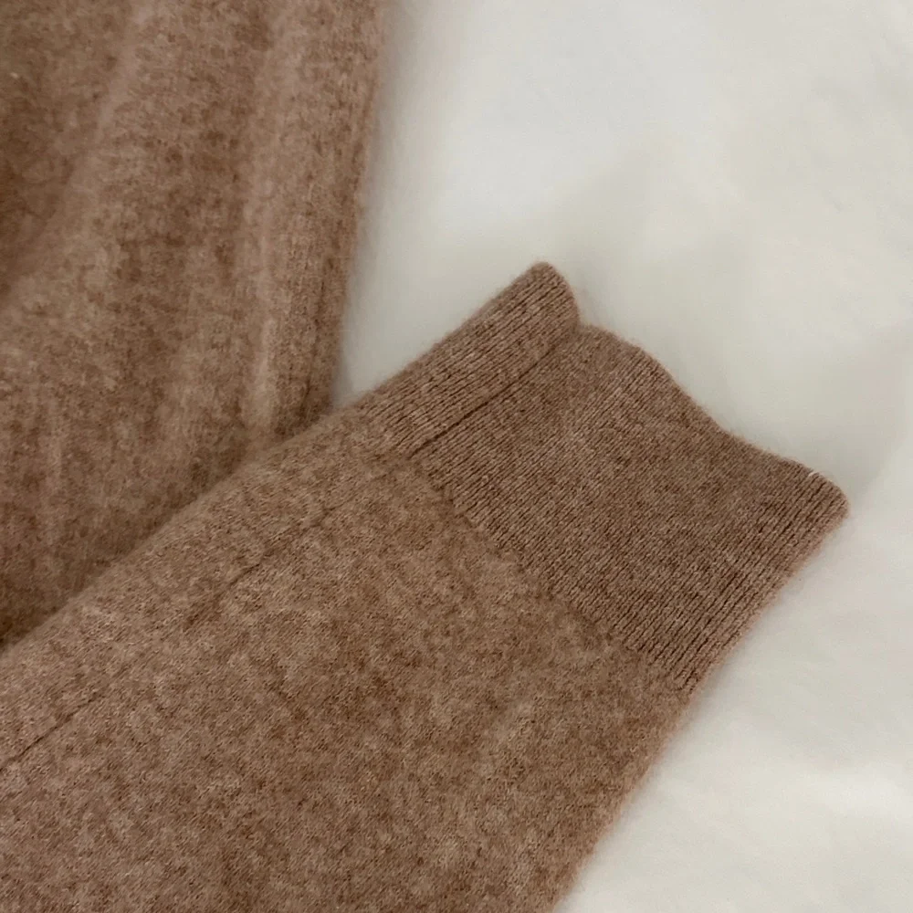 Quince Mongolian Cashmere Sweatpants - Picture 3 of 11